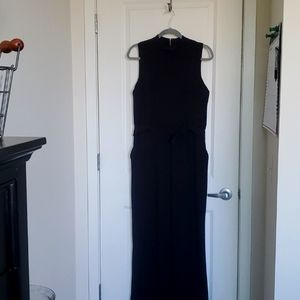 Express black sleevless jumper